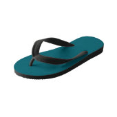 Effene turquoise achtergrond met een subtiele text kinder teenslippers (Schuin)