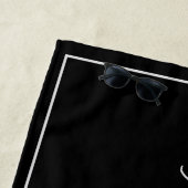 Effenkleurige basis zwarte moderne stijlvolle strandlaken (In situ)