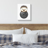 Egel bij Bowling met Bowling Canvas Afdruk (Insitu (Slaapkamer))