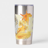 Egel In Herfstbladeren Geïsoleerde Drinkbeker (Achterkant)