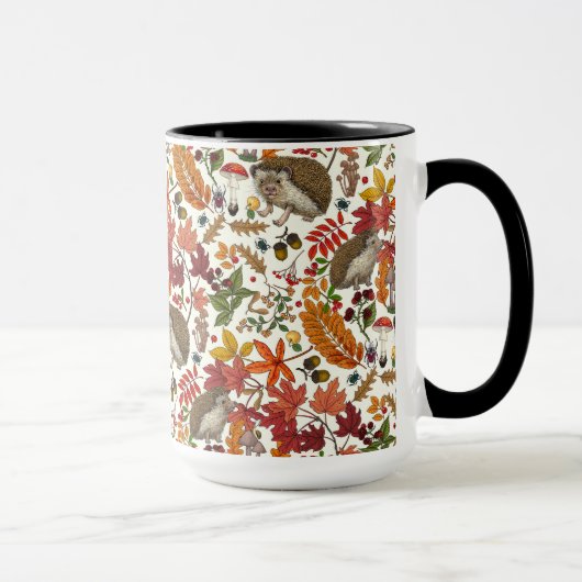 Egels en herfst bosflora op ivoor mok (Rechts)