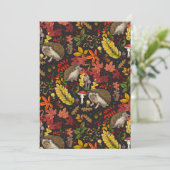 Egels en herfstbosflora op zwart (Staand voorkant)