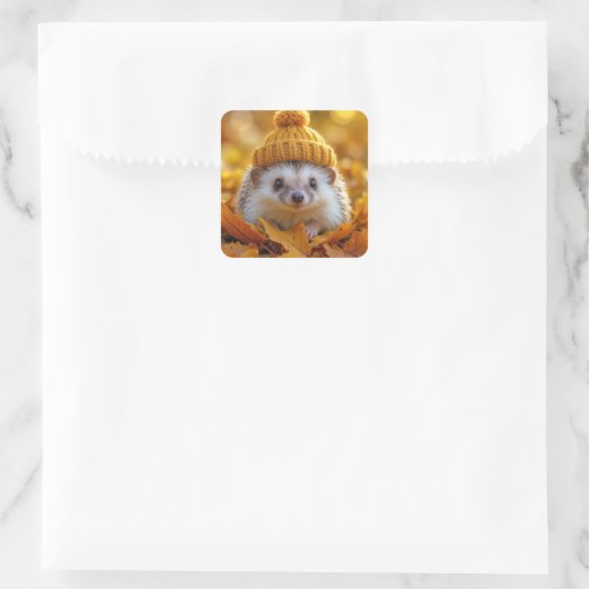 Egels in de herfst bladeren vierkante sticker (Tas)