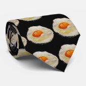 EGG ART REALISM STROPDAS (Opgerold)