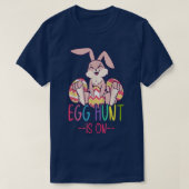 Egg Hunt staat op paasbroodjes T-shirt (Design voorkant)