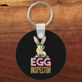 Egg Inspector Paashaas Grappig Konijn Egg Hunting Sleutelhanger (Voorkant)