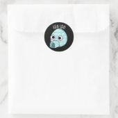 Egg-loo Funny Egg Pun Dark BG Ronde Sticker (Tas)