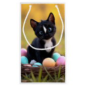 Egg-stra Schattige: Felini's Springtime Surprise Klein Cadeauzakje (Achterkant)