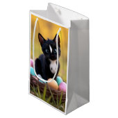 Egg-stra Schattige: Felini's Springtime Surprise Klein Cadeauzakje (Voorkant Gekanteld)