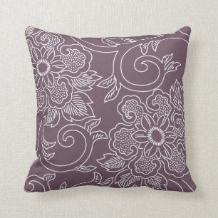 Eggplant Floral Pillow Kussen