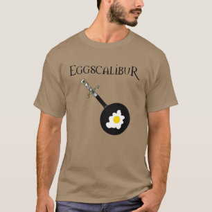 Eggscalibur frituurpanzwaard met Shirt van eieren