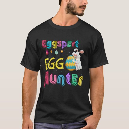 Eggspert Egg Hunter Cool Easter Bunny Hunting Eggs T-shirt (Voorkant)