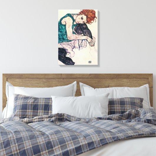 Egon Schiele Zittend Vrouw Canvas Print (Insitu (Slaapkamer))