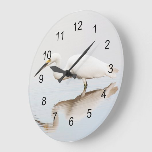 Egret op stille vijver grote klok (Hoek)