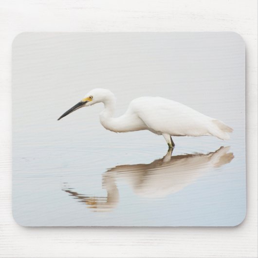 Egret op stille vijver muismat (Voorkant)