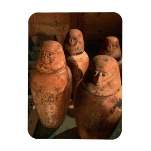 Egypte, 26e dynastie Canopische vazen gevonden in  Magneet