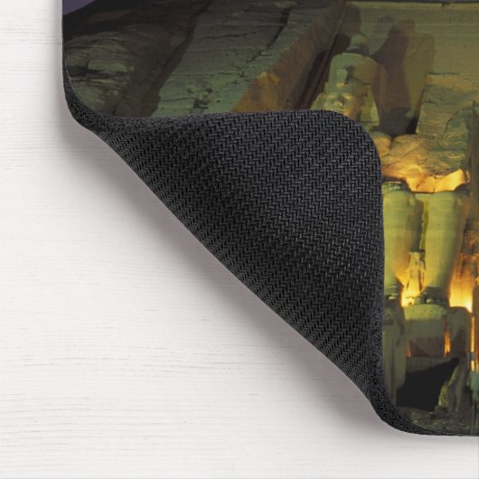 Egypte, Abu Simbel, kolossale cijfers van Ramesses Muismat (Hoek)