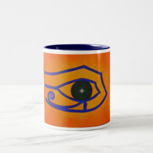 Egyptisch oog van de Mok van een koffie-koffie