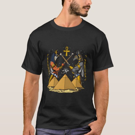 Egyptische God Anubis Horus Ancient Pyramids Hoi T-shirt (Voorkant)