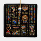 Egyptische hiërogliefen en godheden in zwart keramisch ornament (Achterkant)