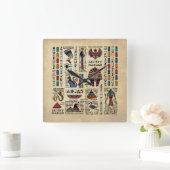 Egyptische hiërogliefen en godheden op papyrus vierkante klok (Huis)