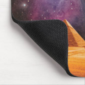 Egyptische Pyramids Giza ontmoeten ruimte en UFO Muismat (Hoek)