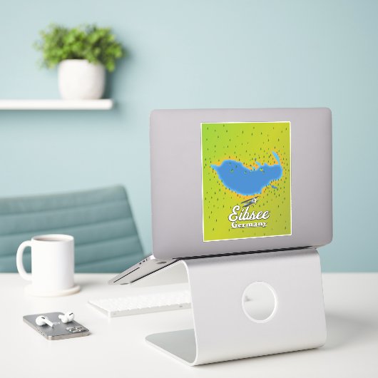 Eibsee Duitsland reisposter. Sticker (Laptop op bureau)