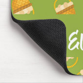 Eieren in bruine mand op groen muismat (Hoek)