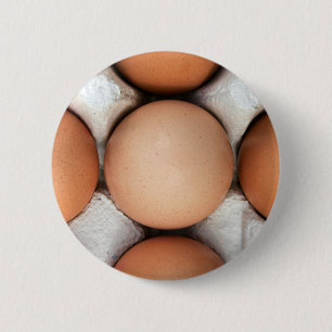 Eieren in een doos ronde button 5,7 cm