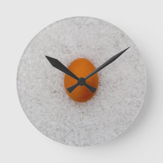 Eieren met zout ronde klok (Voorkant)