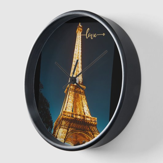 Eiffel Love Tower (Hoek)