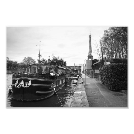 Eiffel Tower Boat op zee - Foto Afdruk (Voorkant)