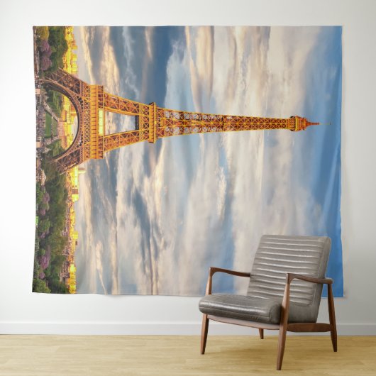 eiffel tower in paris, the city of love wandkleed (In Situ (horizontaal))