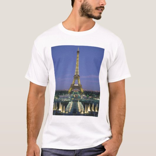 Eiffel Tower, Parijs, Frankrijk 2 T-shirt (Voorkant)