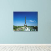 Eiffel Tower, Parijs, Frankrijk Canvas Afdruk (Insitu (Houten vloer))