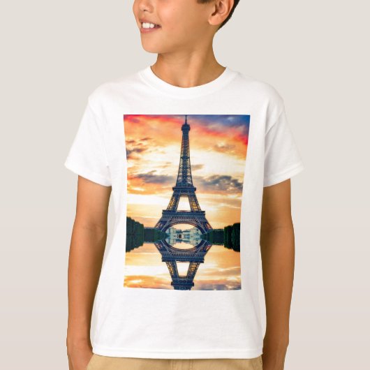 Eiffel Tower Paris Avond European Travel T-shirt (Voorkant)
