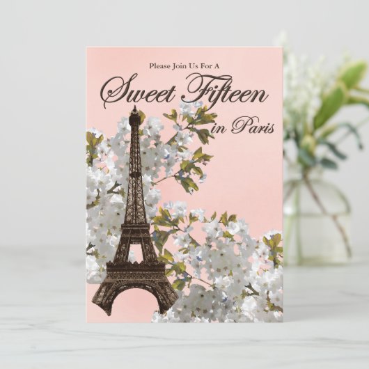 Eiffel Tower Sweet 15 15 uitnodigingen (Staand voorkant)