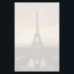 Eiffeltoren Briefpapier<br><div class="desc">Het Franse icoon voor alle mensen die van deze dame van Frankrijk houden of binnenkort naar de stad Lights reizen. Franse clubpost. Zie overeenkomende envelop.</div>