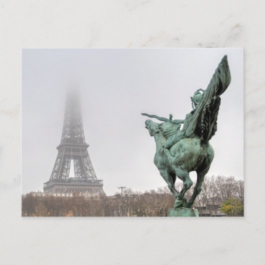 Eiffeltoren en Bir-hakeim-brug op een slechte dag Briefkaart (Voorkant)