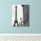 Eiffeltoren is een 19e-eeuwse ijzerrooster canvas afdruk (Insitu (Houten vloer))