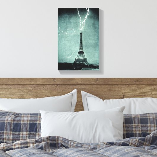 Eiffeltoren Lightning Strike Canvas Print (Insitu (Slaapkamer))