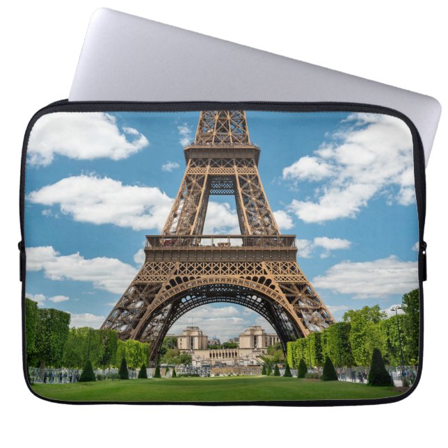 Eiffeltoren uitzicht vanuit Champ de Mars openbaar Laptop Sleeve (Voorkant)