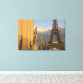 Eiffeltoren vanuit het Palais de Chaillot, Parijs, Canvas Afdruk (Insitu (Houten vloer))
