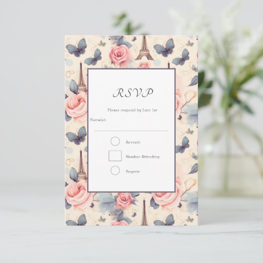 Eiffeltoren vlinder en Rozen patroonbruiloft RSVP Kaartje (Staand voorkant)