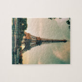 Eiffeltoren werpt kussen op legpuzzel (Horizontaal)