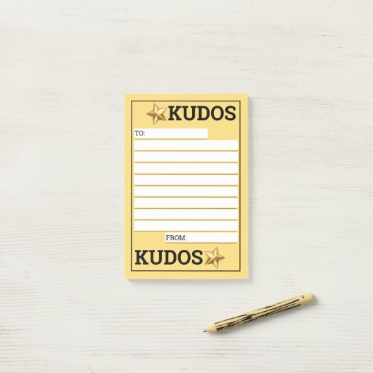 Eigen erkenning van verloving in kleur post-it® notes (Op bureau)