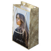 Eigen foto- en tekstgoud unieke feestdag klein cadeauzakje (Achterkant Gekanteld)