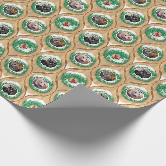 Eigen foto kerstreuzen Roodvogels Katten Honden Cadeaupapier (Hoek)