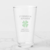 Eigen Ierse peubelglazen op St Patrick's Day Glas (Achterkant)