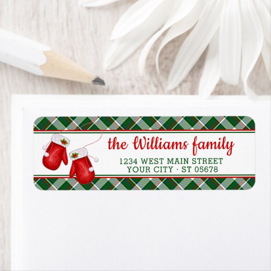 Eigen kerstman met rode halve tinten rood met groe etiket (Insitu)